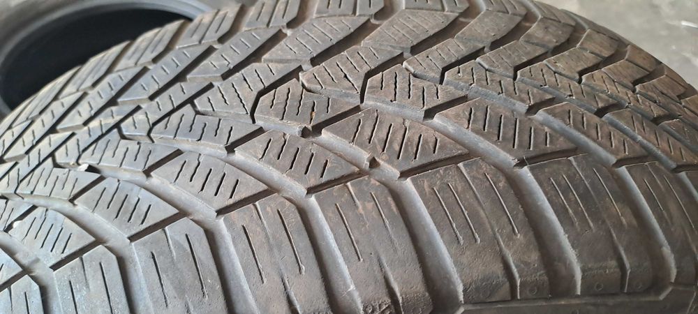 1x Continental ContiWinterContact TS850 Opona zimowa 205/65/15 94T