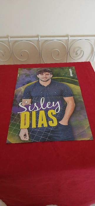 Poster Sisley Dias/Miley Cyrus, novo