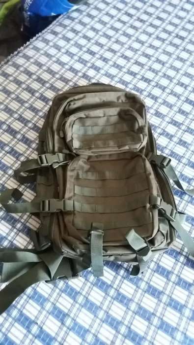 Mochila Mil-tec, nova, modelo 25l