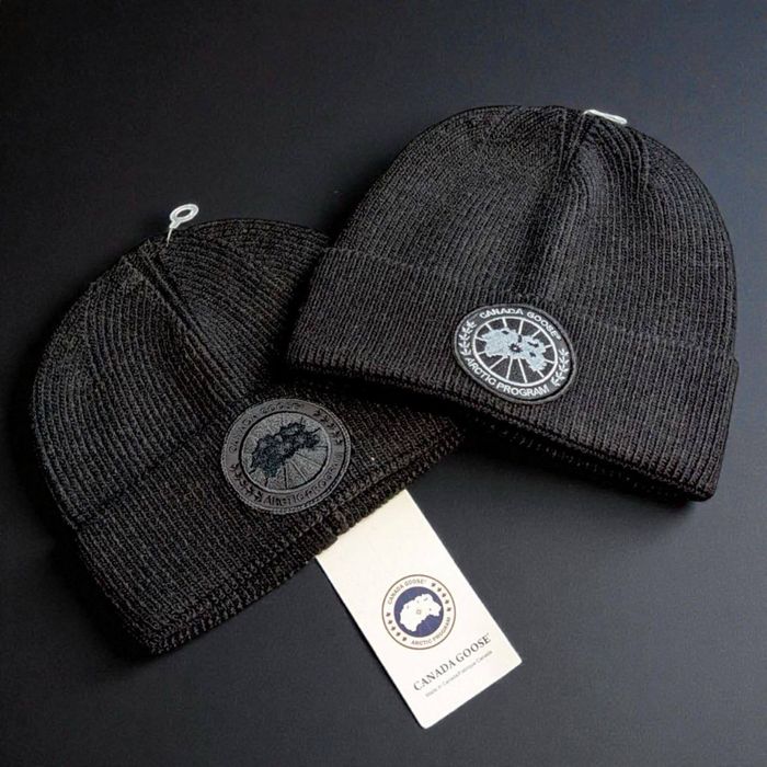 Чоловіча зимова шапка louis vuitton the north face amiri ami