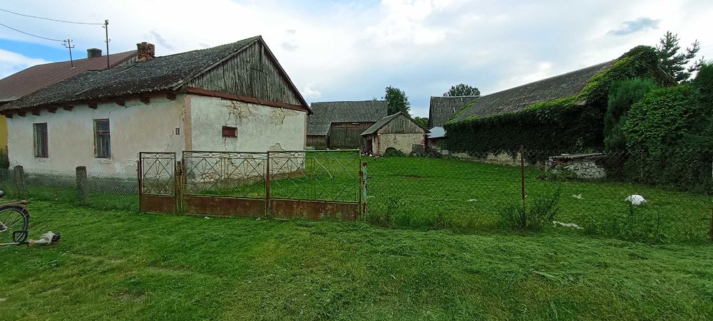 Sprzedam działkę rolną z zabudowaniami