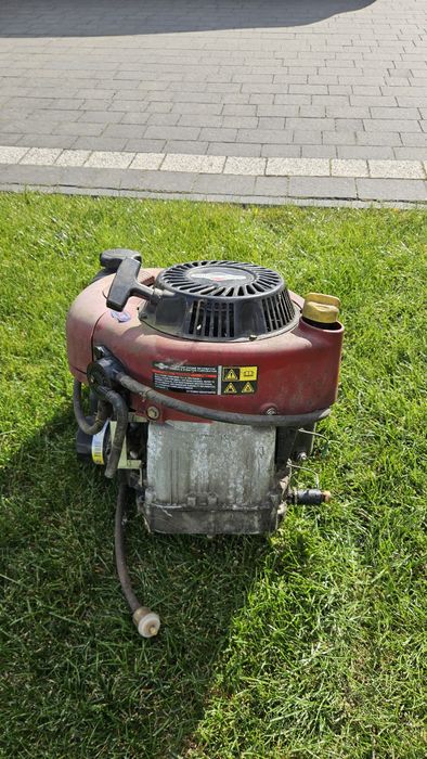 Silnik briggs stratton uszkodzony Intek 13,5