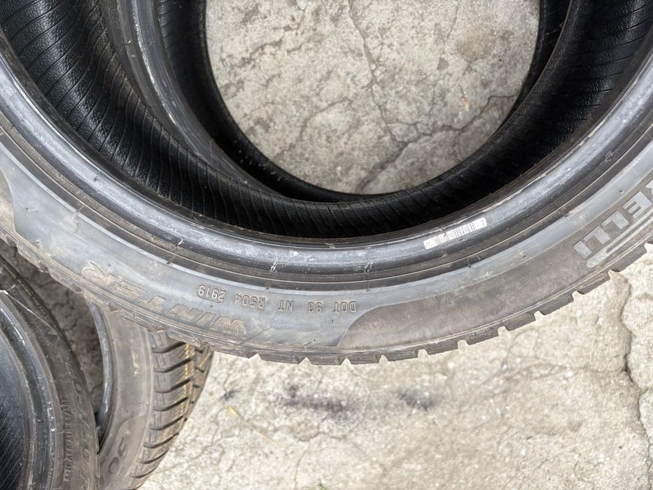 Pirelli sottozero 3 205/50/17 2319