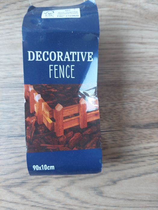 Plotek dekoracyjny pod choinkę