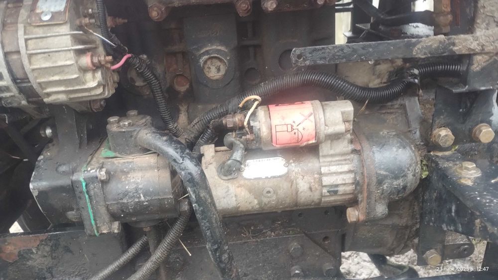 Трактор Mahindra fs240