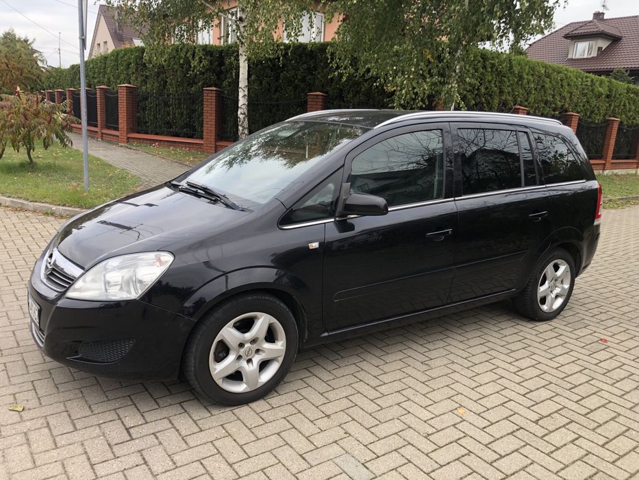 OPEL ZAFIRA LIFT 1,9 150KM Bardzo Ładna // Zarejestrowana