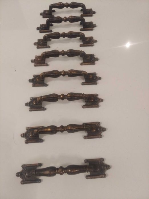 Stare uchwyty do komory