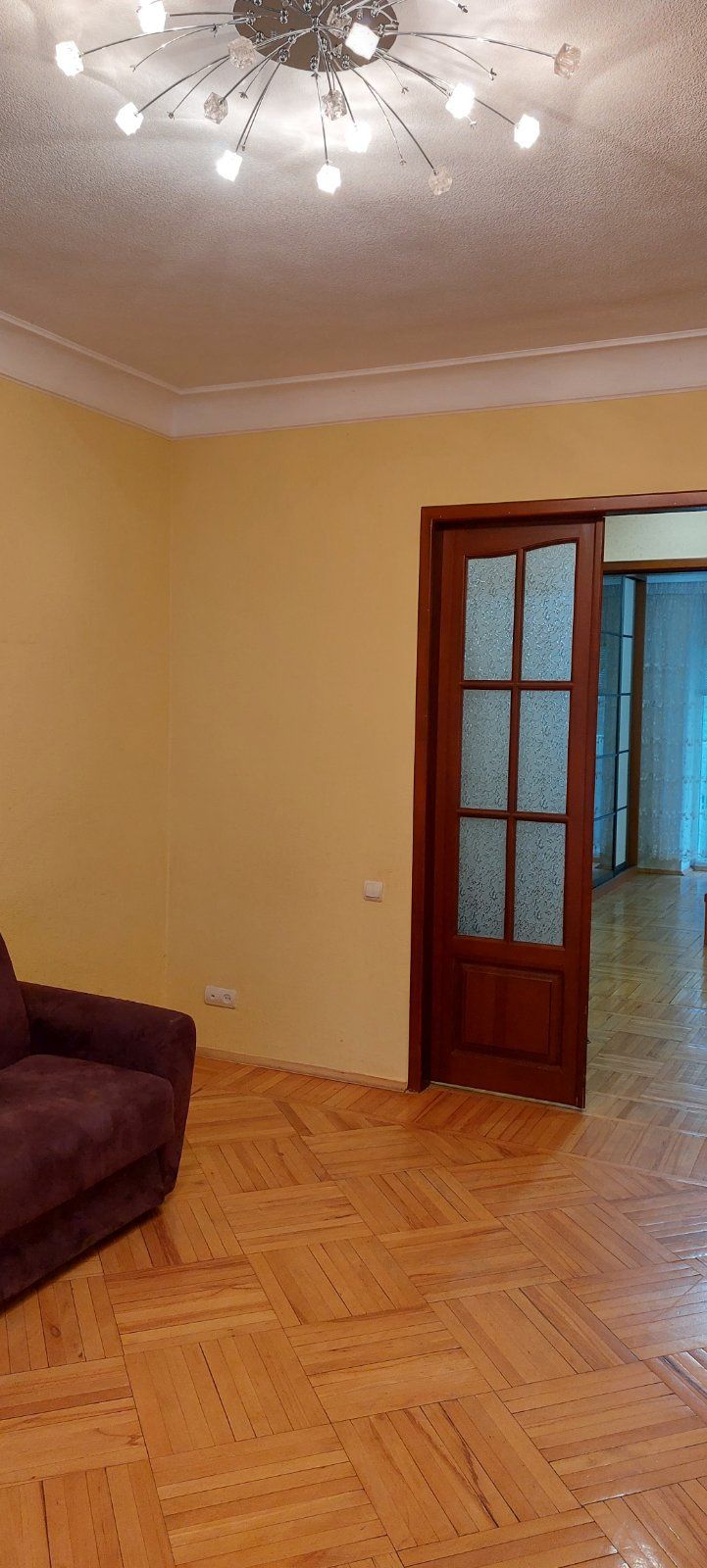 Продам 3-х кімнатну квартиру