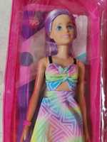 Lalka Barbie Fashionistas modna przyjaciółka blondynka z pasemkami 190