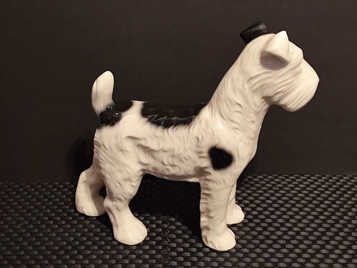 Porcelana Figurka Psa Foksterier Schaubachkunst H 23 cm