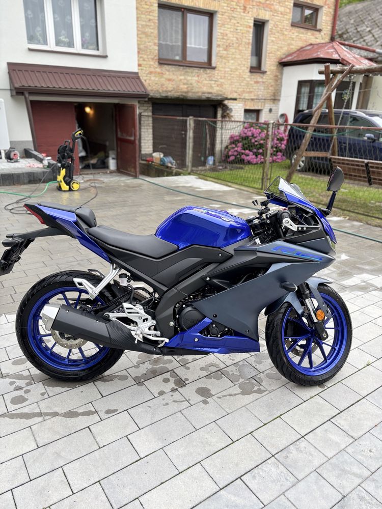 Yamaha YZF125-A R125