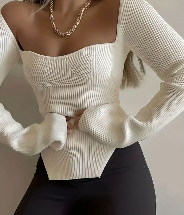 Блуза кофта светр молочного кольору