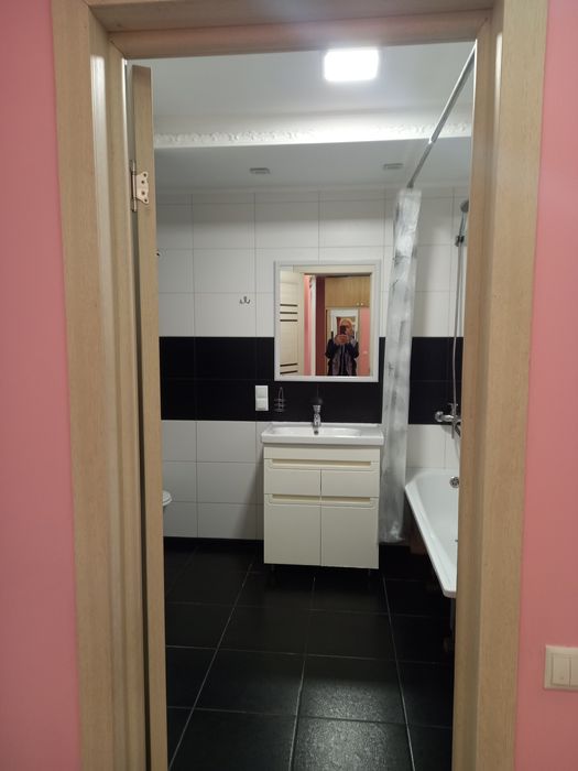 Оренда 2 кімнатної квартири в приватному будинку