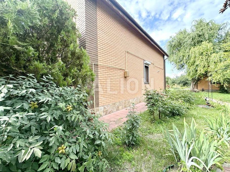 Без% Продаж 2-поверхового будинку з гаражем Баришівка Київська область