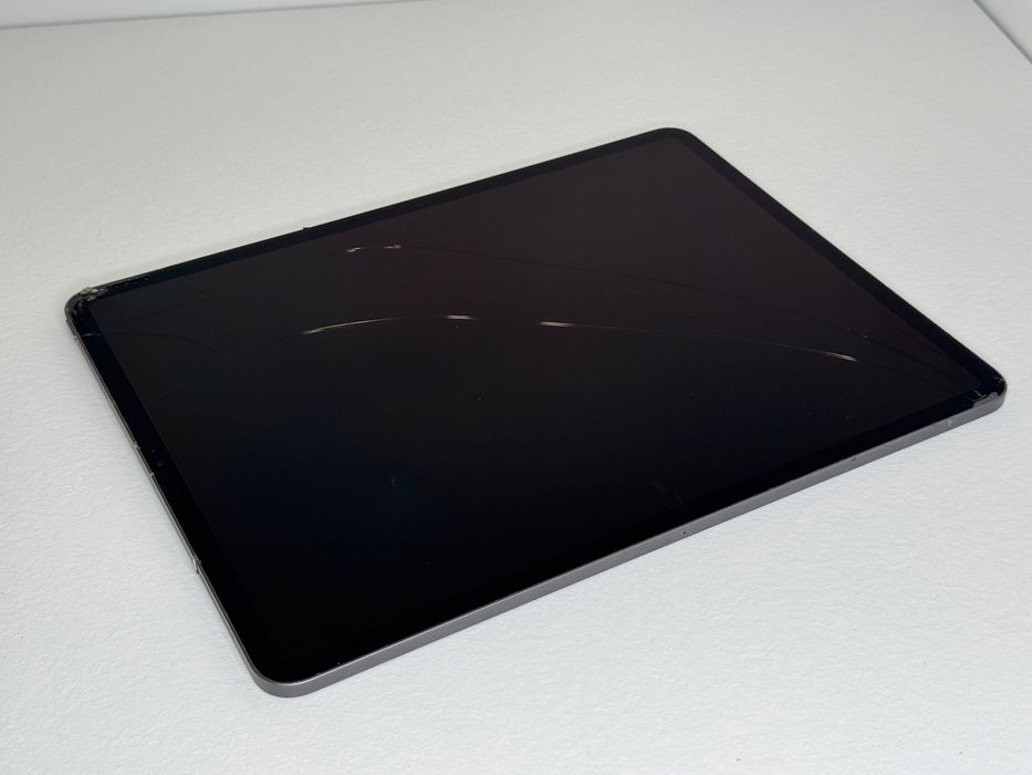 iPad Pro 12.9 3. gen. (A1876) - uszkodzony - faktura VAT 23%