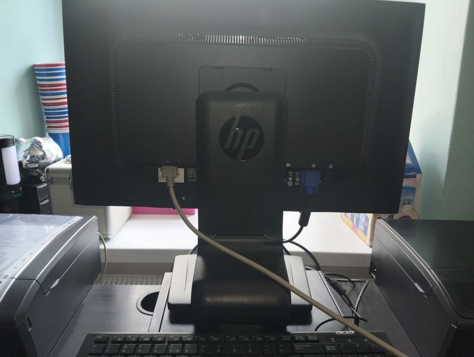 HP Compaqu LA2306x Monitor LED DVI D-sub Display