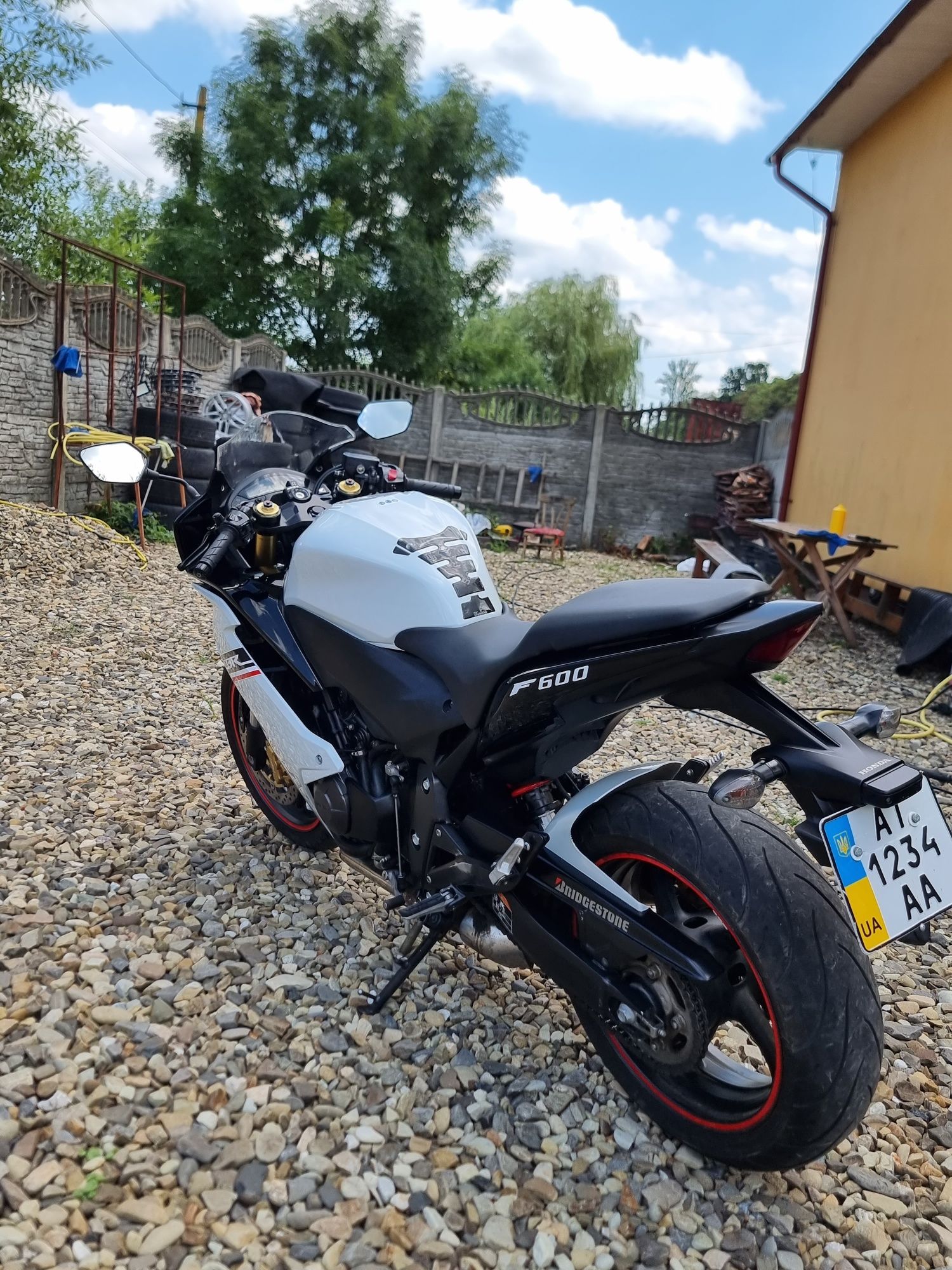 Продам Honda cr 600 2014 року не z900,  z800  , mt 09