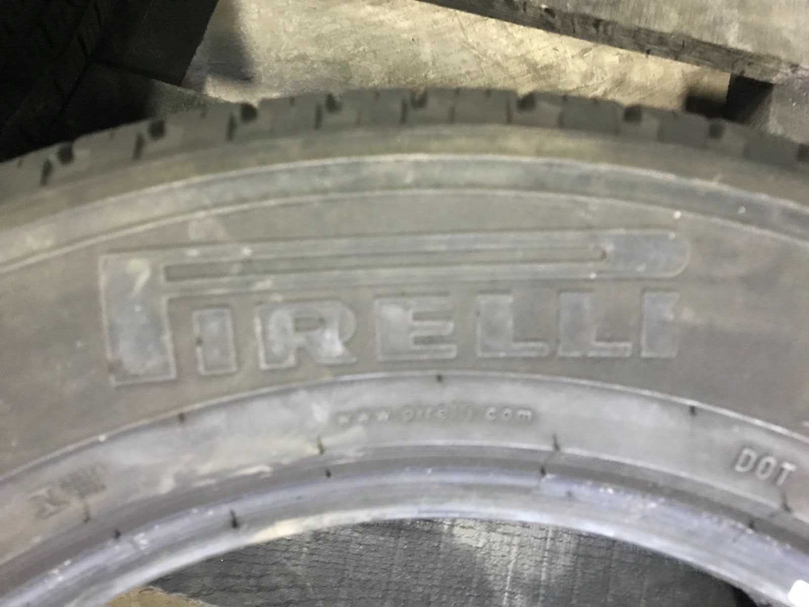 Шини Pirelli 215/65r17 Пара літо б/у склад Оригінал