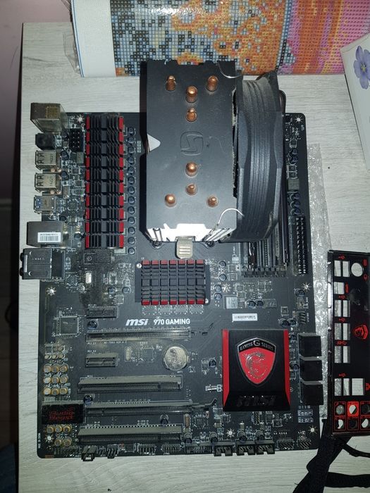 MSI 970 FX 8370E