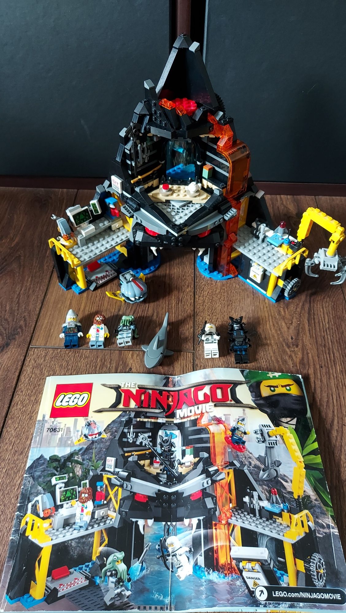 Lego ninjago 70631 wulkaniczna kryjówka Garmadona