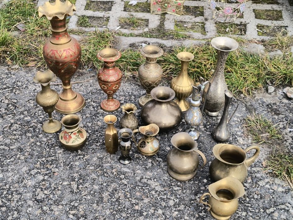 Mosiężne flakoniki wazoniki