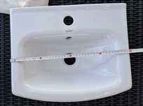 Umywalka porcelanowa szer. 40 cm. Cersanit + bateria