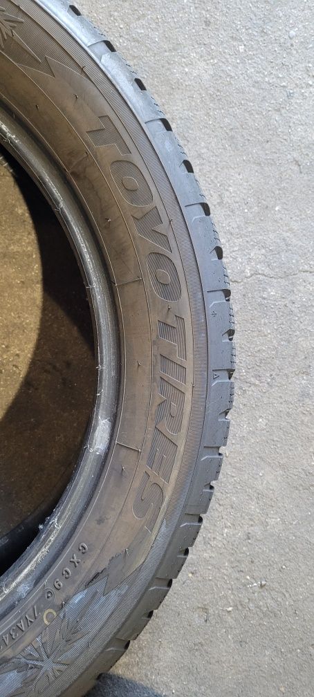 215/55r18 99V Toyo Observe S944 z 2022r ładne.