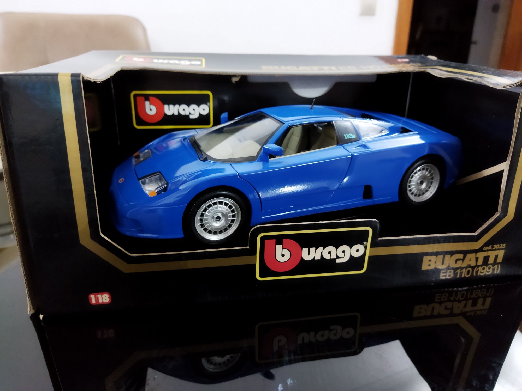 Bugatti EB110 escala 1:18 Burago