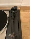 Linn Sondek LP12 + Braço Akito + Célula Linn K18 – Ícone Hi-Fi