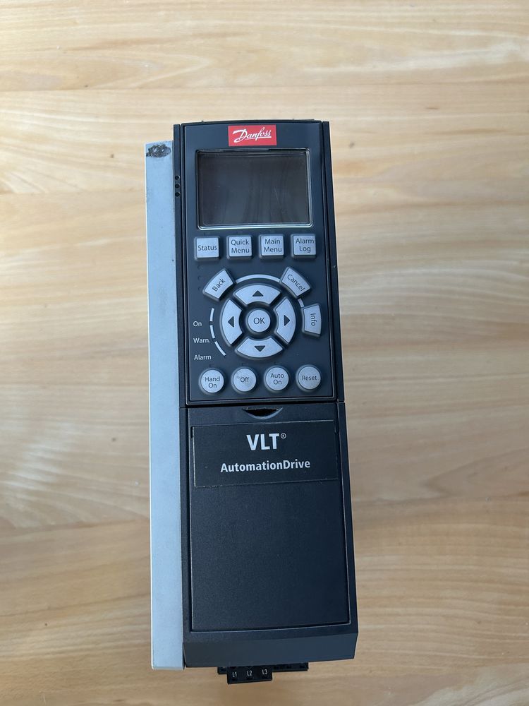 Falownik Danfoss AutomationDrive