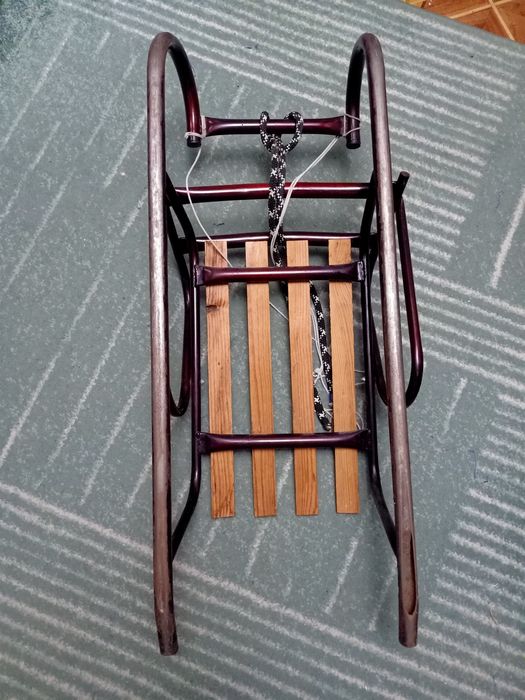 Сани металеві з дерев’яним сидінням (є дефект)