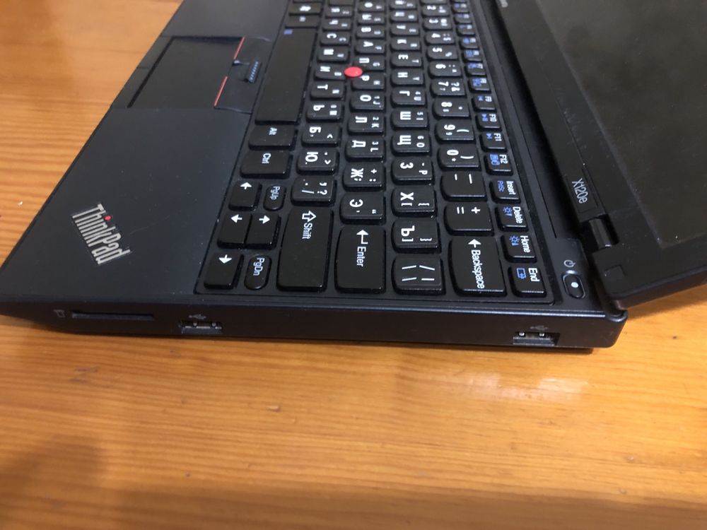 Нетбук Lenovo ThinkPad x120e