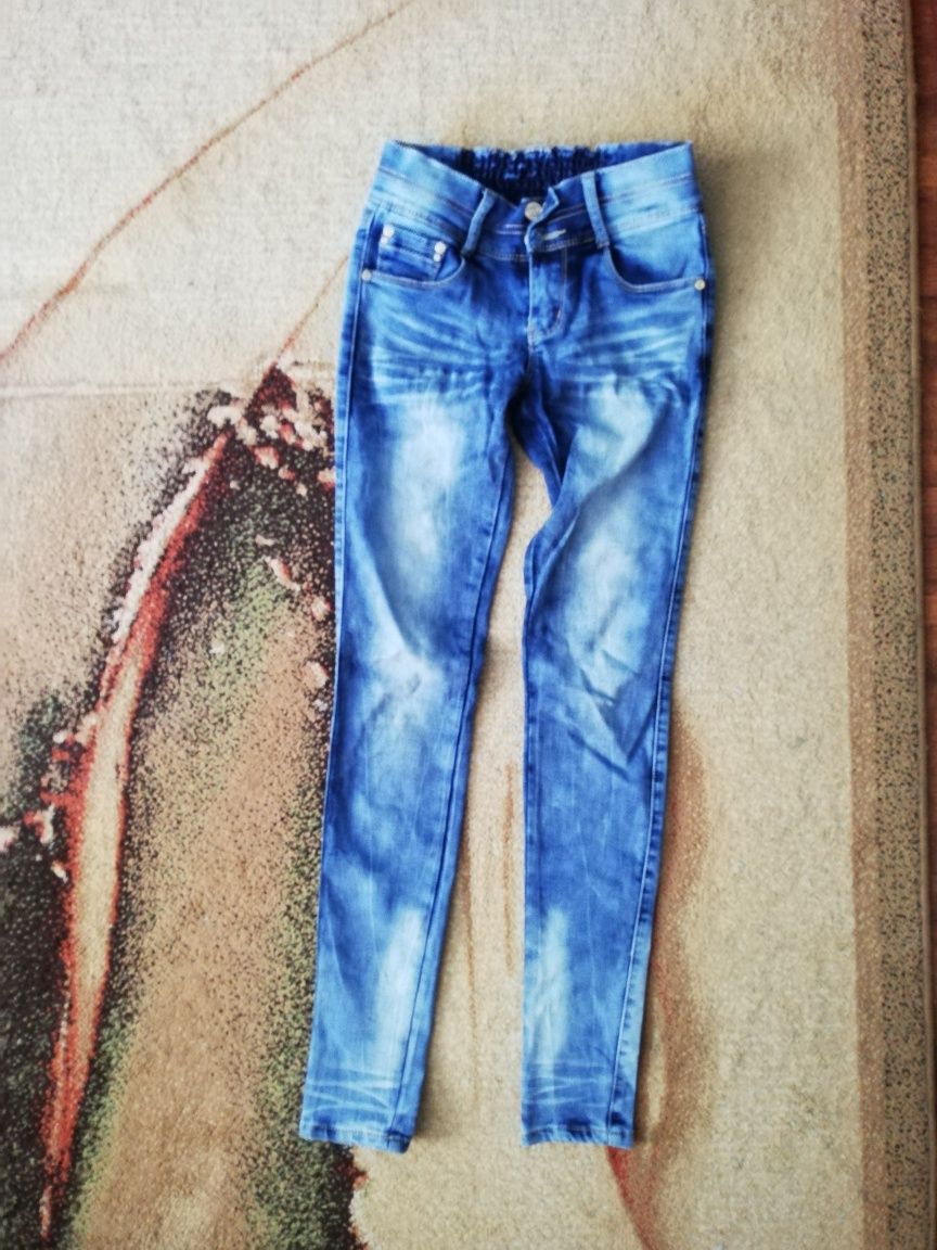 Spodnie jeans slim