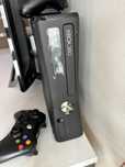 Xbox 360 slim +4 gry 2 pady 320 gb