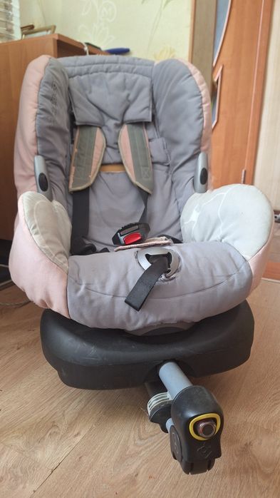 Автокрісло Maxi-Cosi Priori Fix 9-18 кг