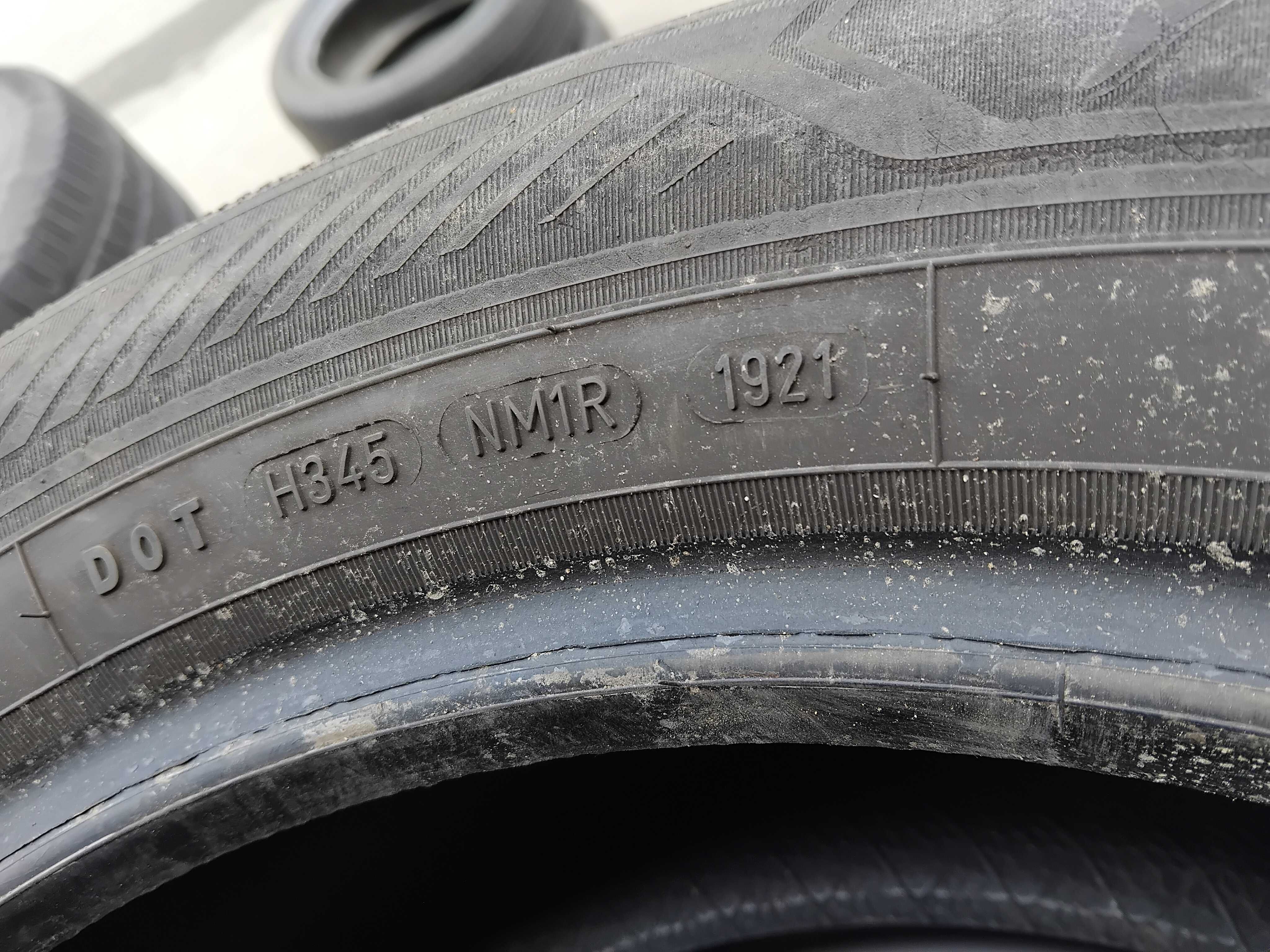 Шини бу 235/60 R18 Goodyear Efficient Grip 2 Пара 2021року