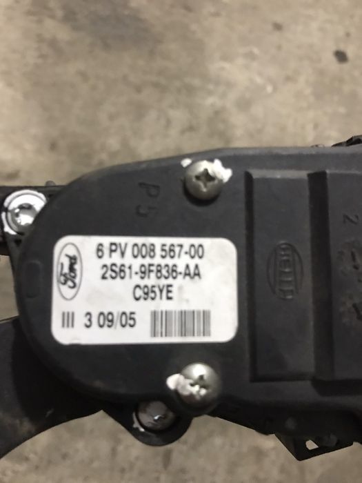 Педаль потенциометр газа ford fiesta mk6 1.4 fusion 1.4tdci