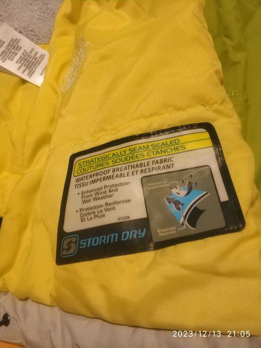 Lekka i ciepła kurtka narciarska damska Columbia Storm Dry