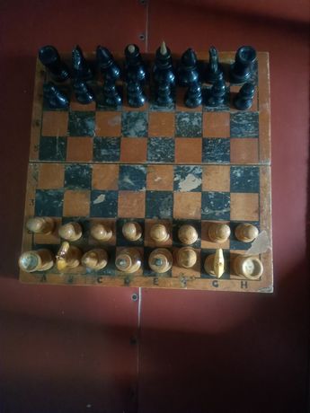 Деревянные шахматы, полный комплект