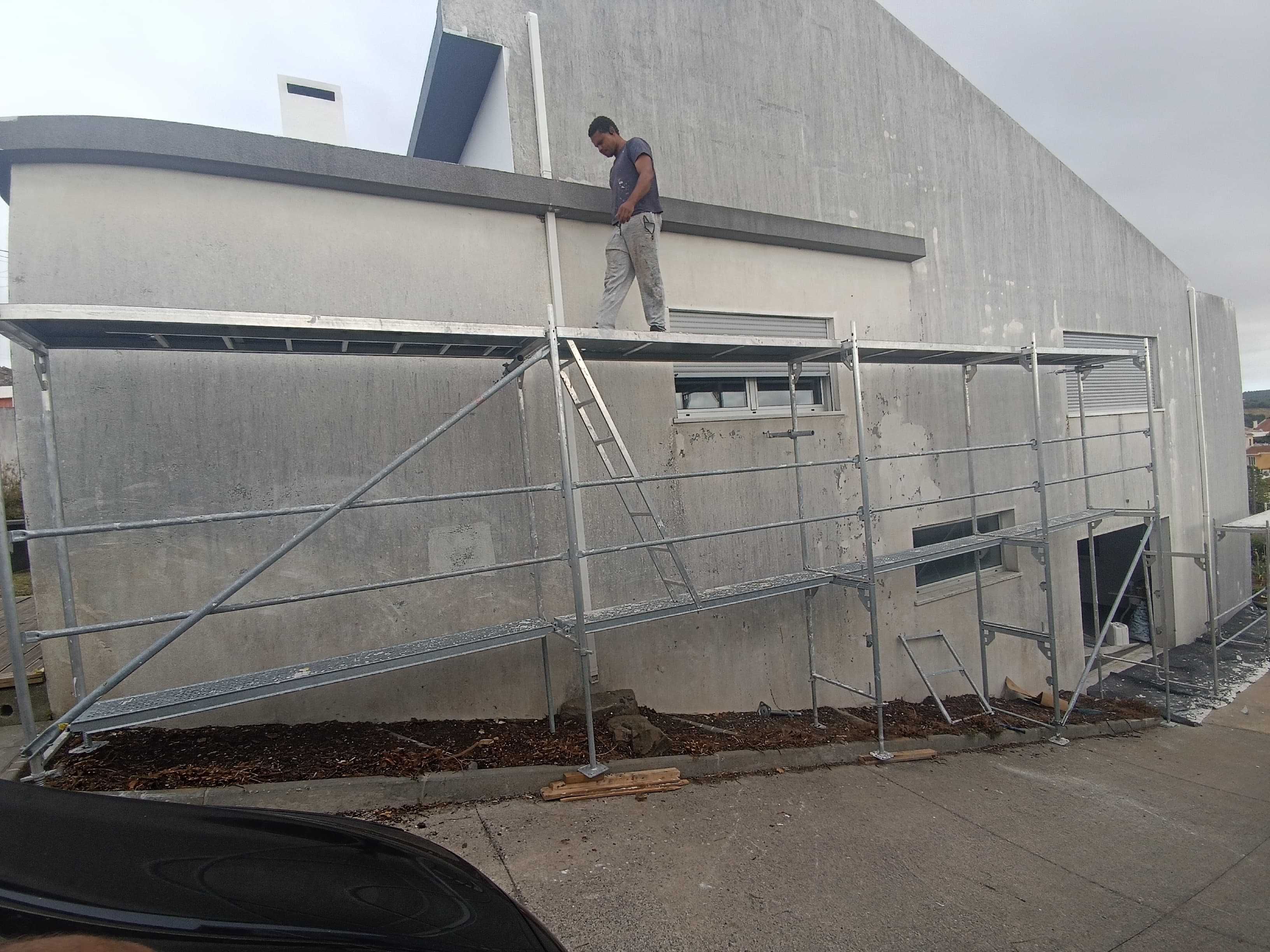 Pinturas e lavagem de telhados