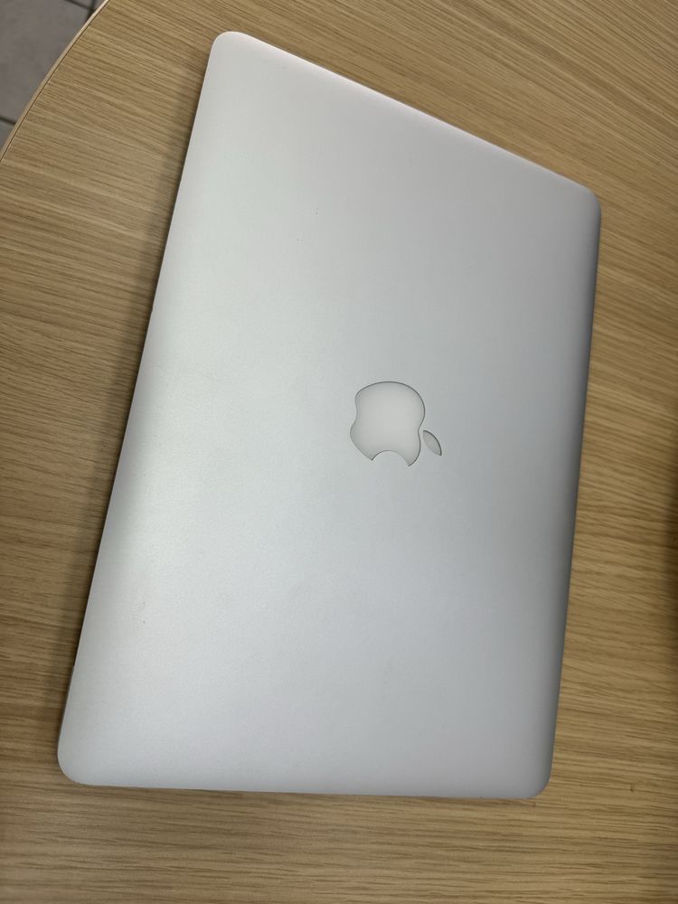Продам Apple MacBook pro a1502