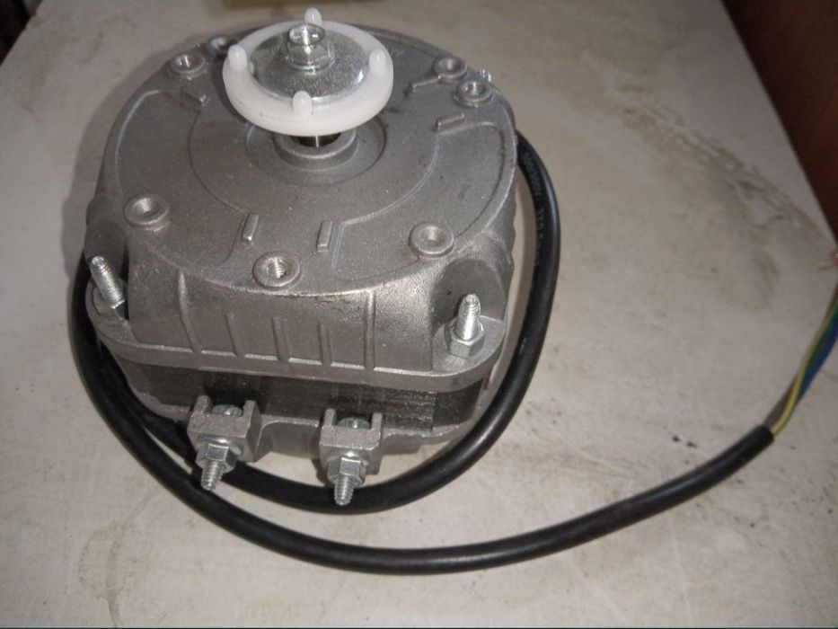 Двигун (вентилятор) обдува