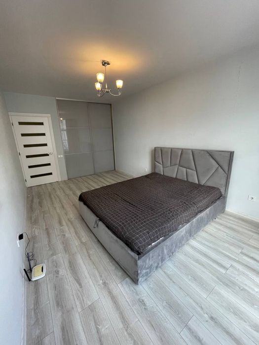 Оренда чудовоі квартири в новобудові вул Залізнична