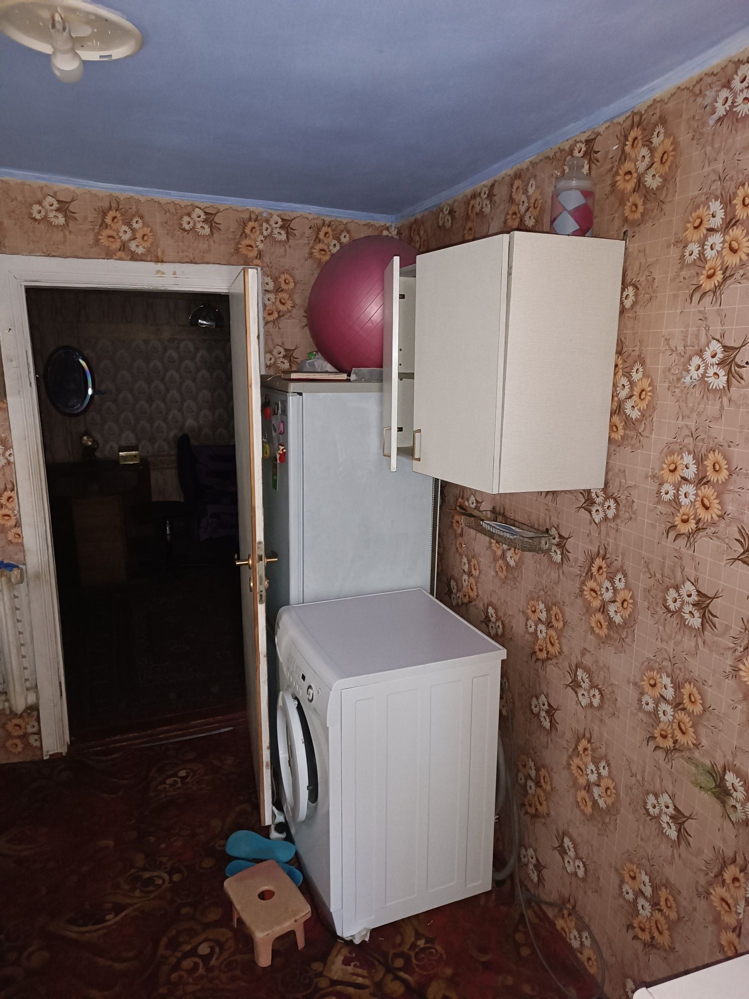 Продаю 2к квартиру в общем дворе на Спасской