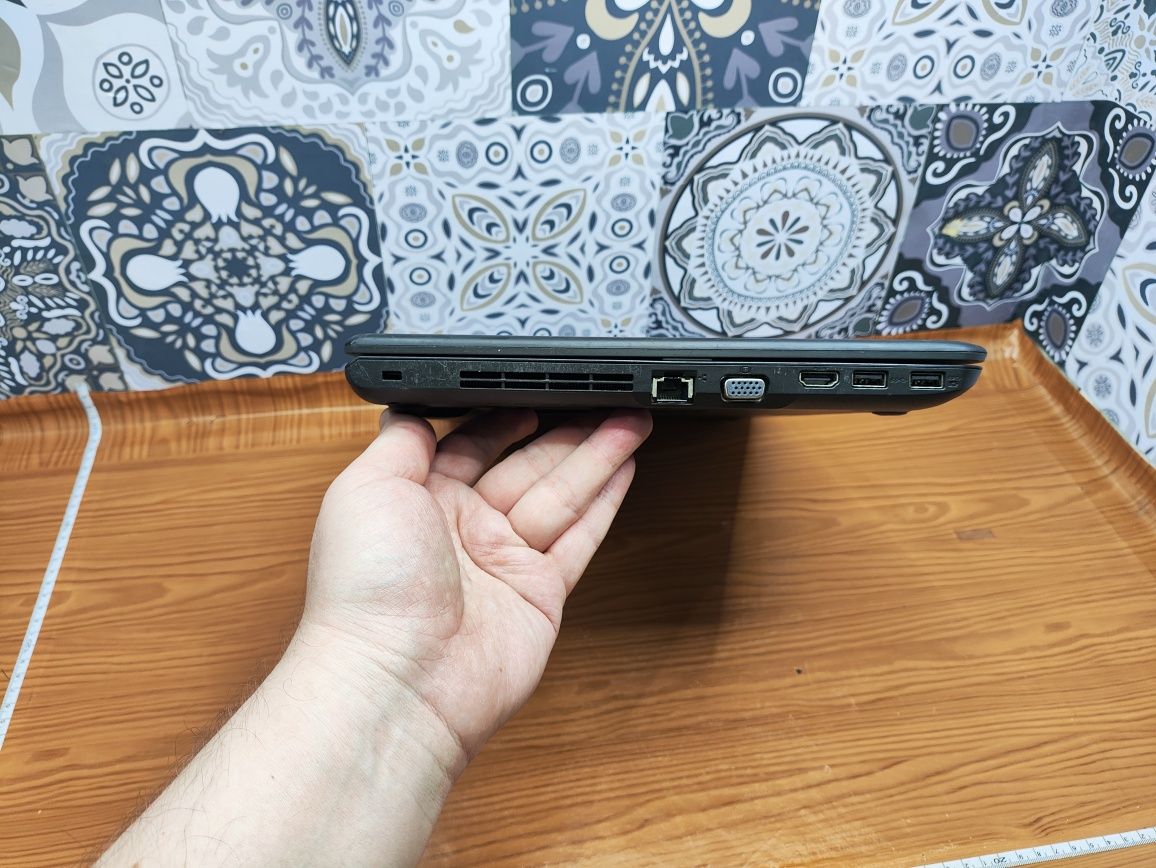 Lenovo ThinkPad E560 / 15.6" (1920x1080) IPS / Intel Core i5