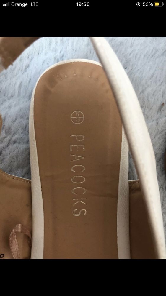 Białe eleganckie buty mokasyny 38