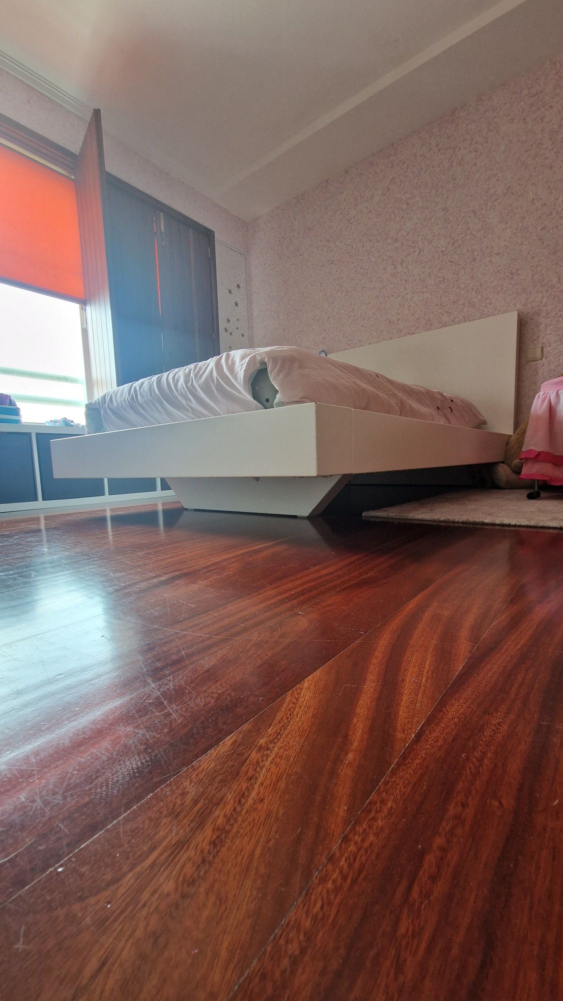 Cama suspensa da loja LASKASAS