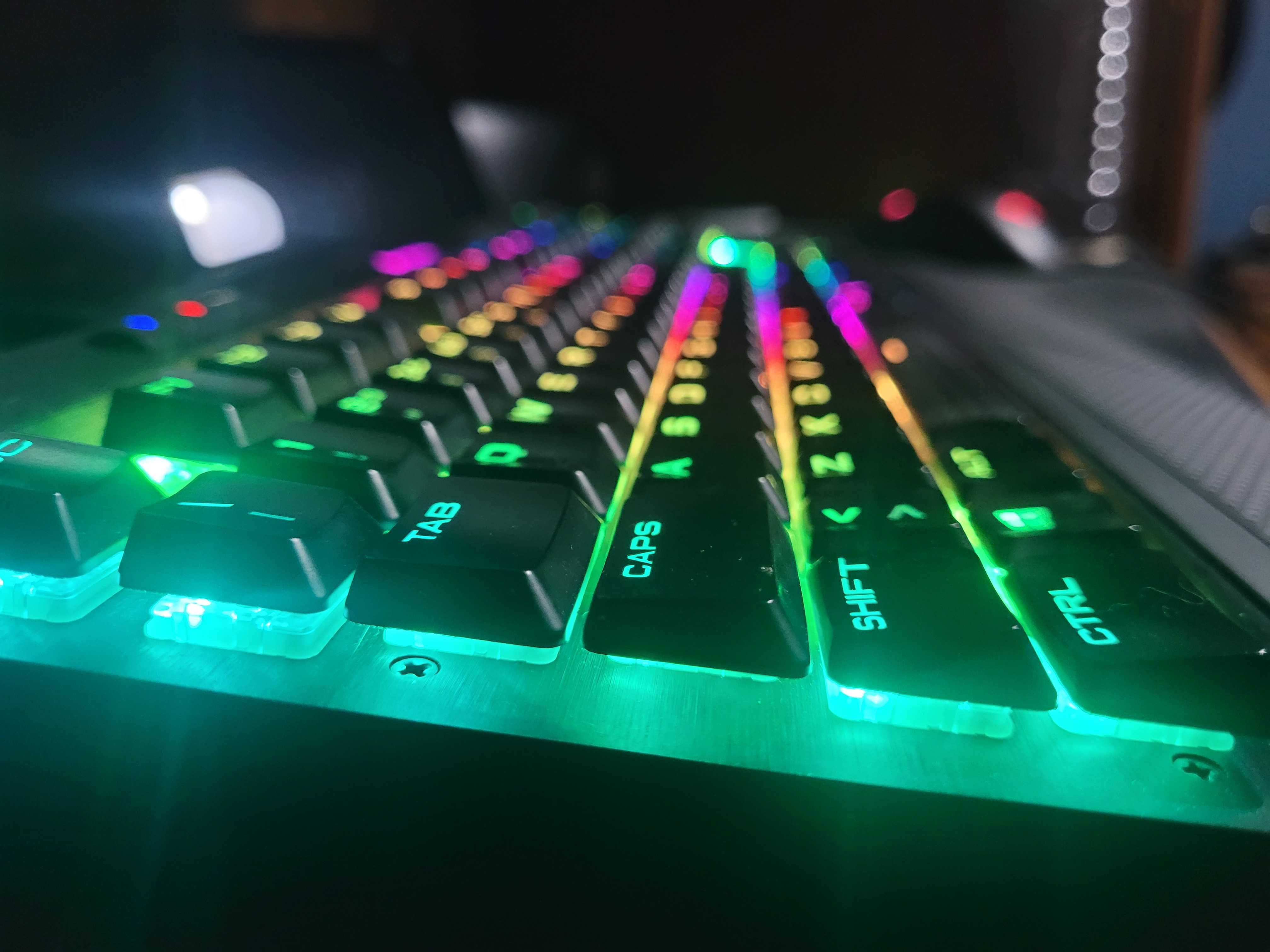 Teclado Mecânico Corsair Gaming K70 RGB MK.2 Low Profile RAPIDFIRE