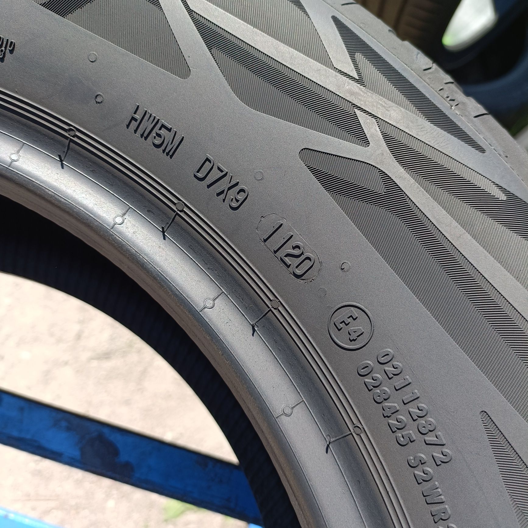 215/60r16 Continental EcoContact 6 z 2020r 6mm