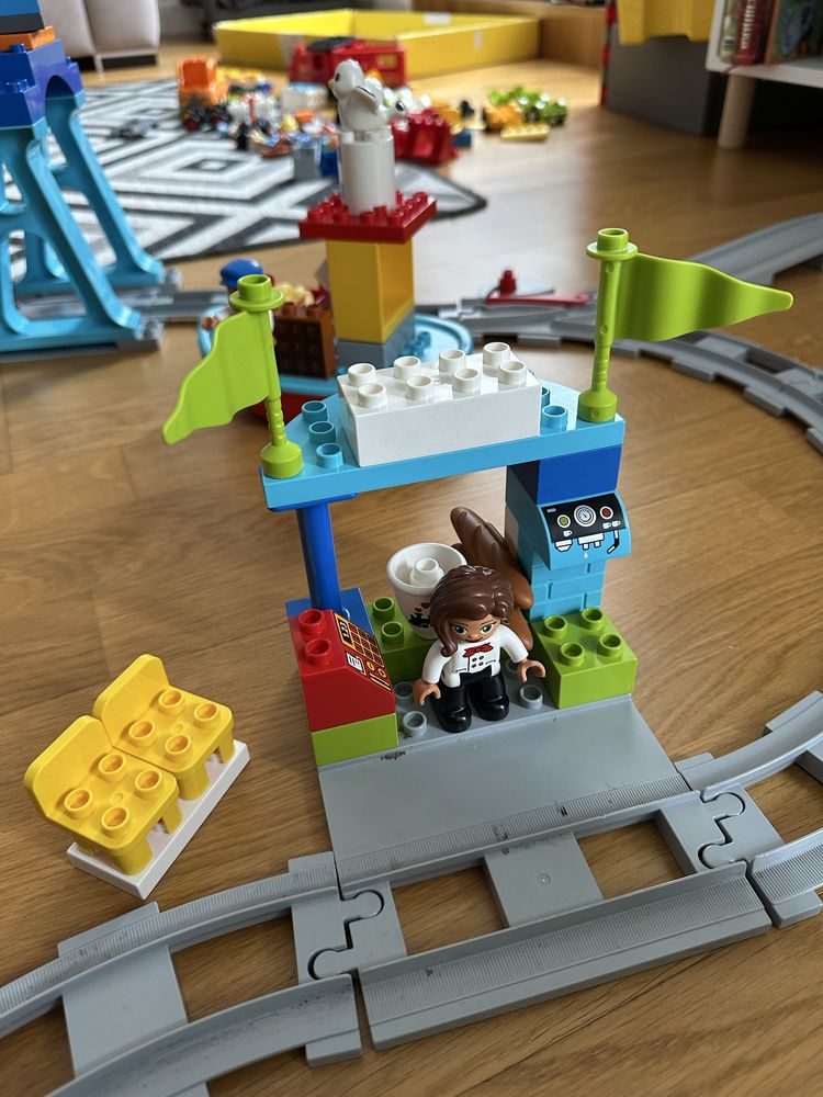 Lego Duplo 10875 вантажний потяг